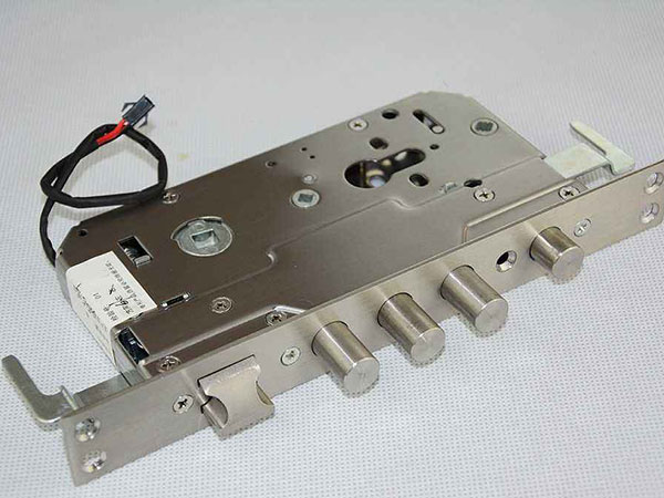 新昌24小时上门开锁公司