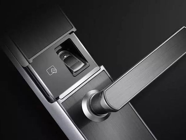 新昌24小时上门开锁公司